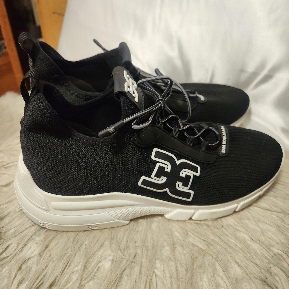 Sam Edelman/ Black & White Sneakers - Picture 3 of 6